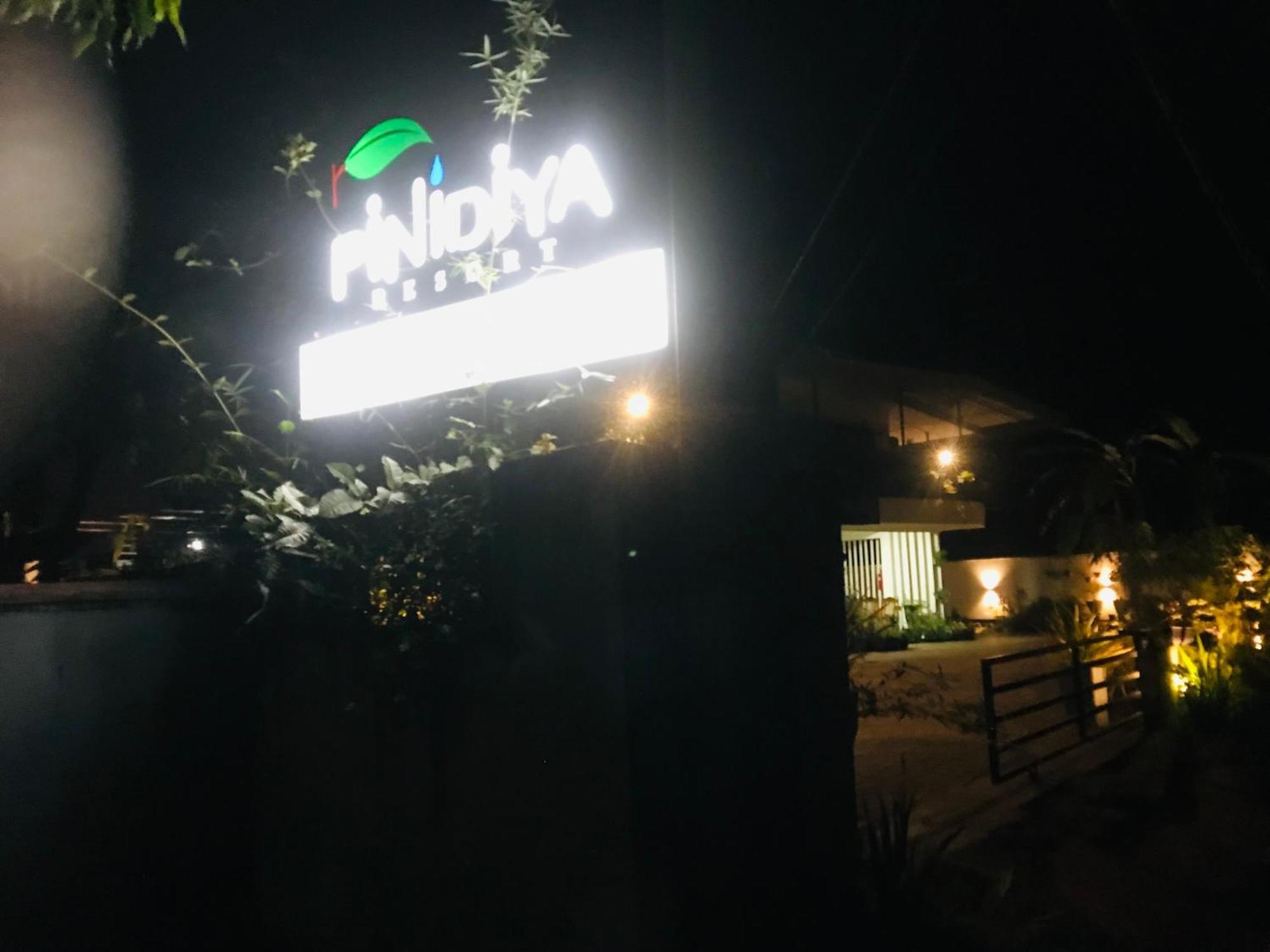 Pinidiya Resort أنرادابورام المظهر الخارجي الصورة