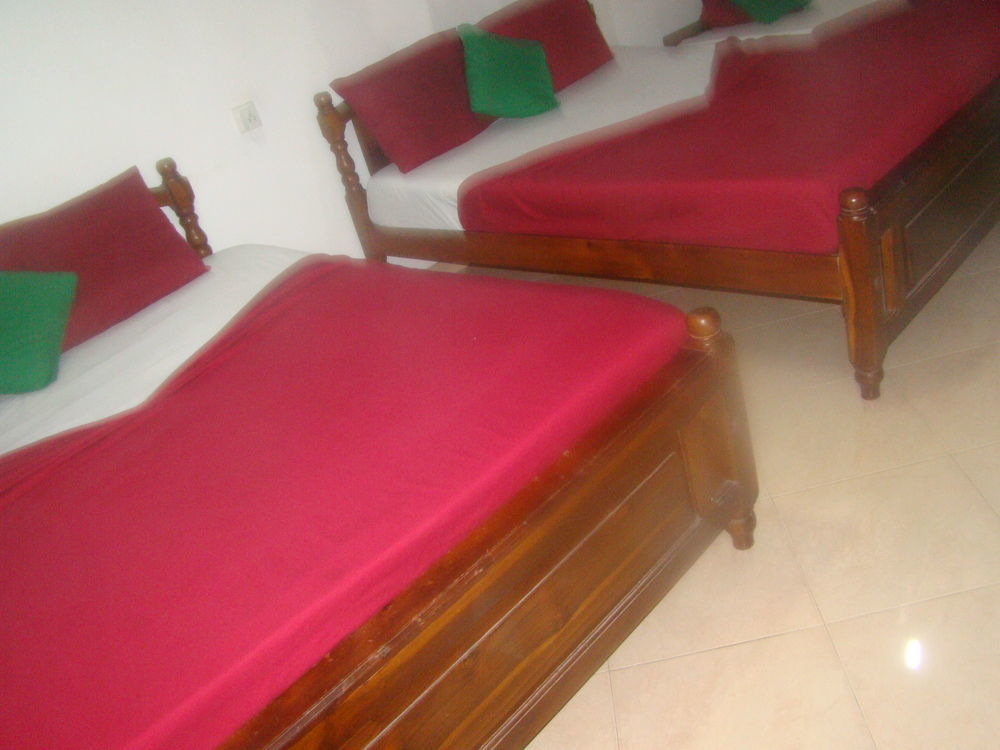 Pinidiya Resort أنرادابورام المظهر الخارجي الصورة